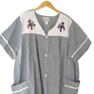 Women's Snap - Front House Dress Blue and White Dress with Embroidered Detail 3X